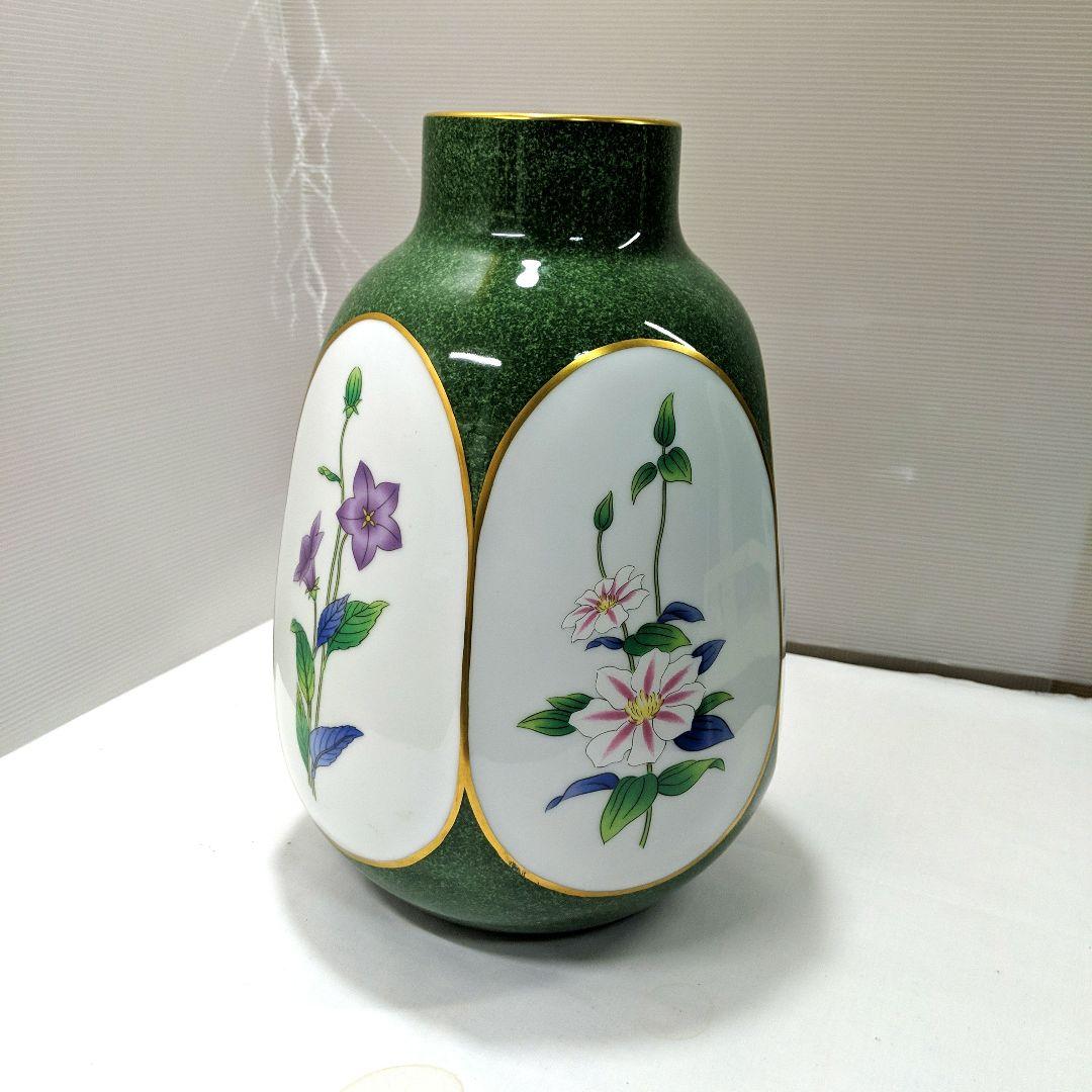 香蘭社　花瓶　茶席の花