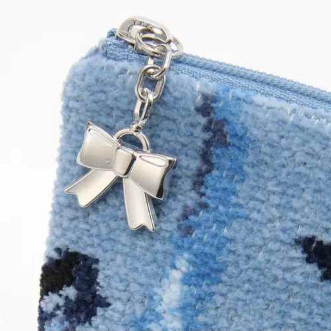 FEILER ライトブルー　リボン柄 マルチケース　母子手帳入れ