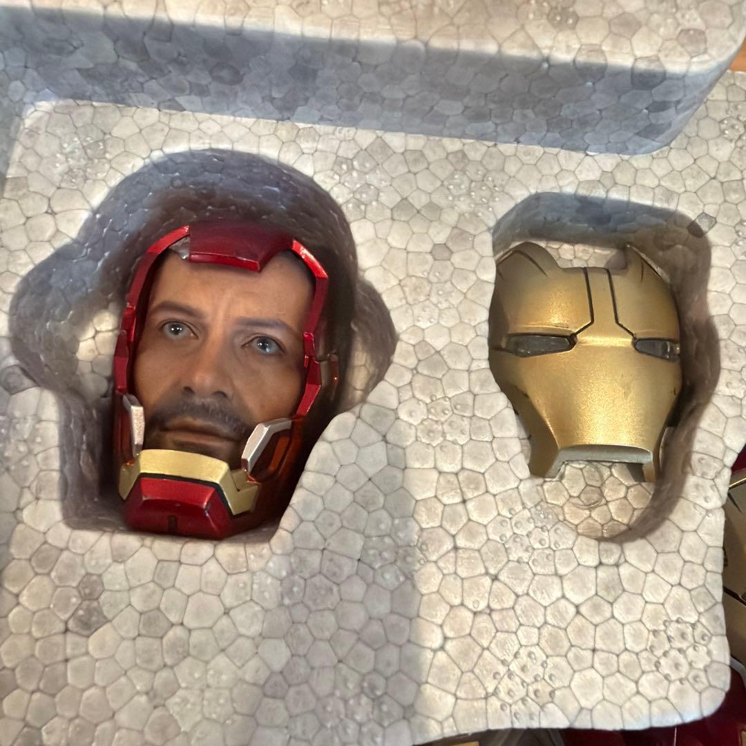 【美品】ホットトイズ アイアンマン マーク43（エイジ・オブ・ウルトロン）