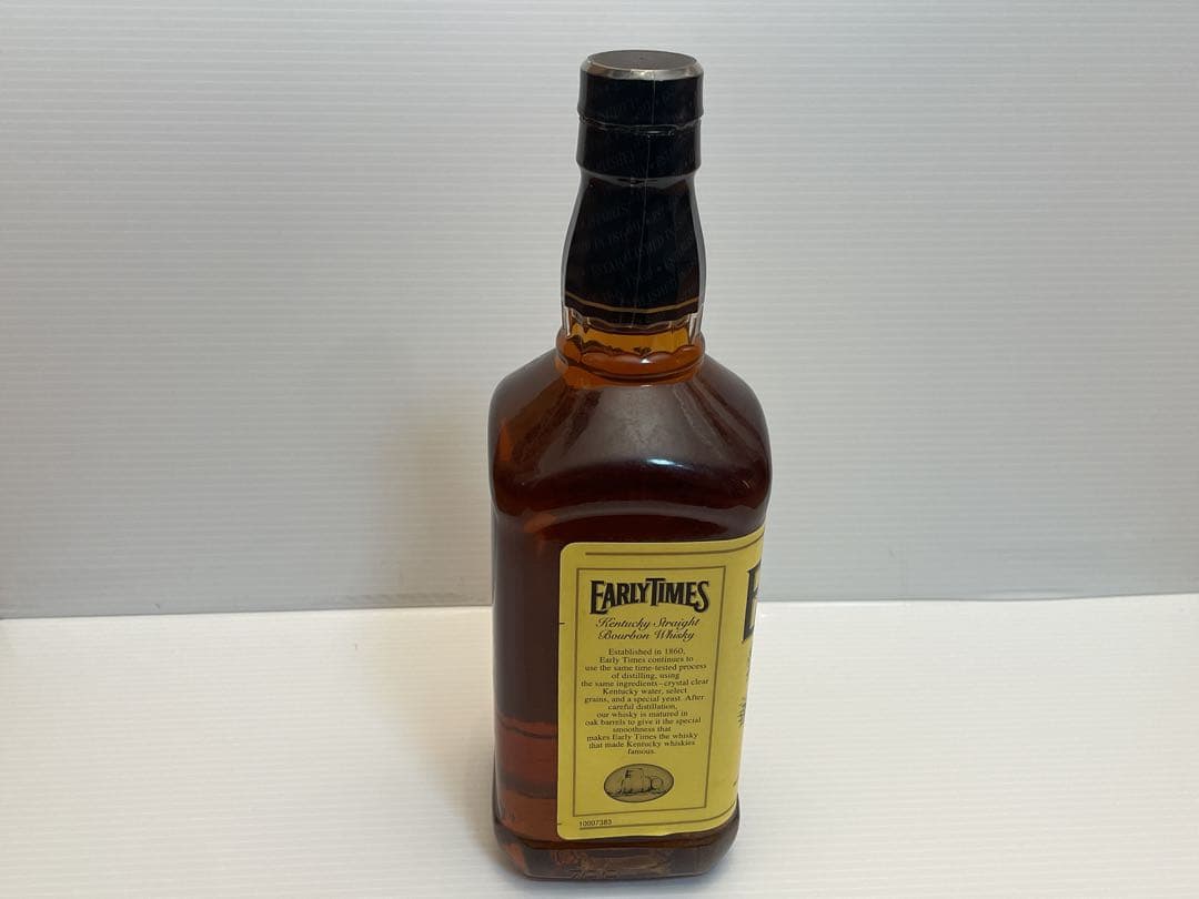 【未開栓】アーリータイムズ　イエローラベル　バーボン　ウィスキー　700ml