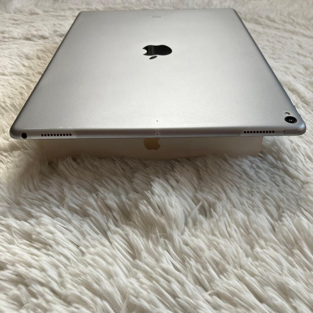 【完動品】iPad Pro 12.9 第2世代 256GB 【すぐ発送】