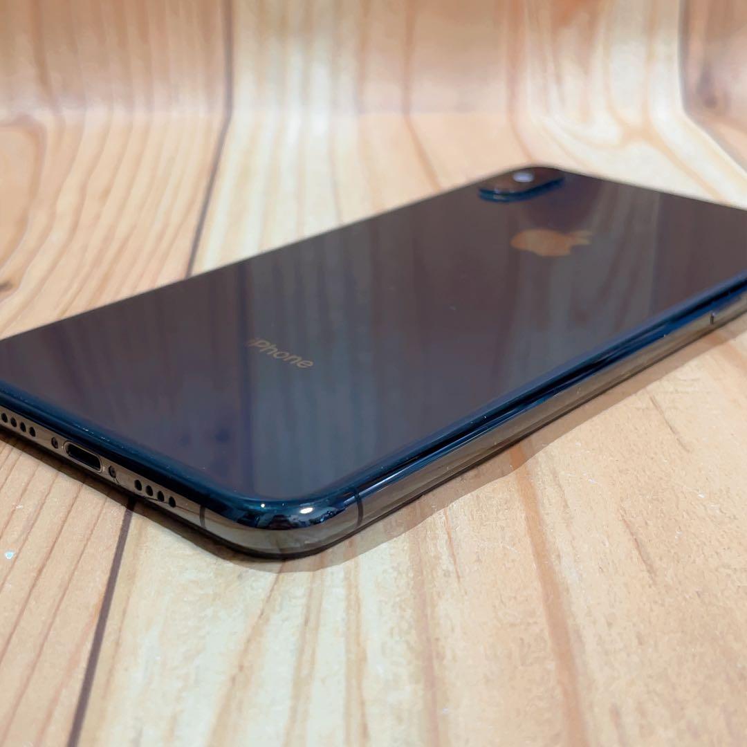SIMフリー 本体 iPhone XS Max 256 GB 590 グレイ