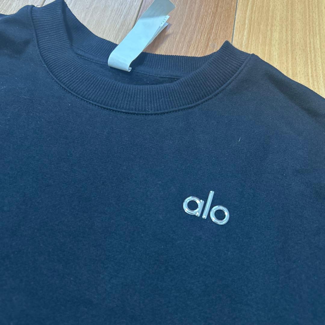 alo アロ　ACCOLADE CREW NECK PULLOVER Mサイズ