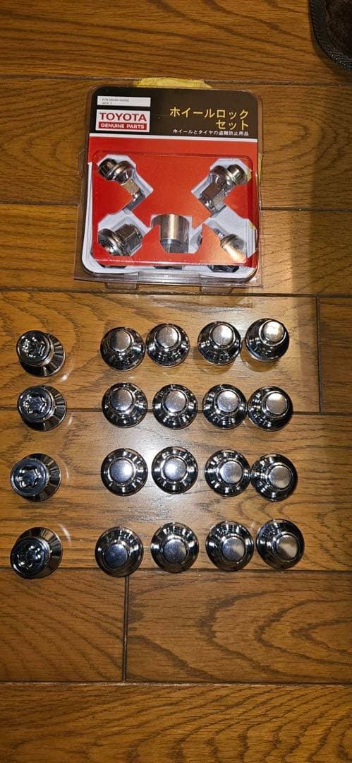 新車外し！25年トヨタ 40系 アルファード　純正18インチ PCD120/5H