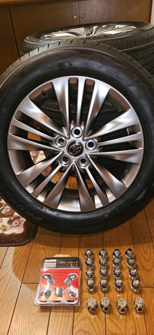 新車外し！25年トヨタ 40系 アルファード　純正18インチ PCD120/5H