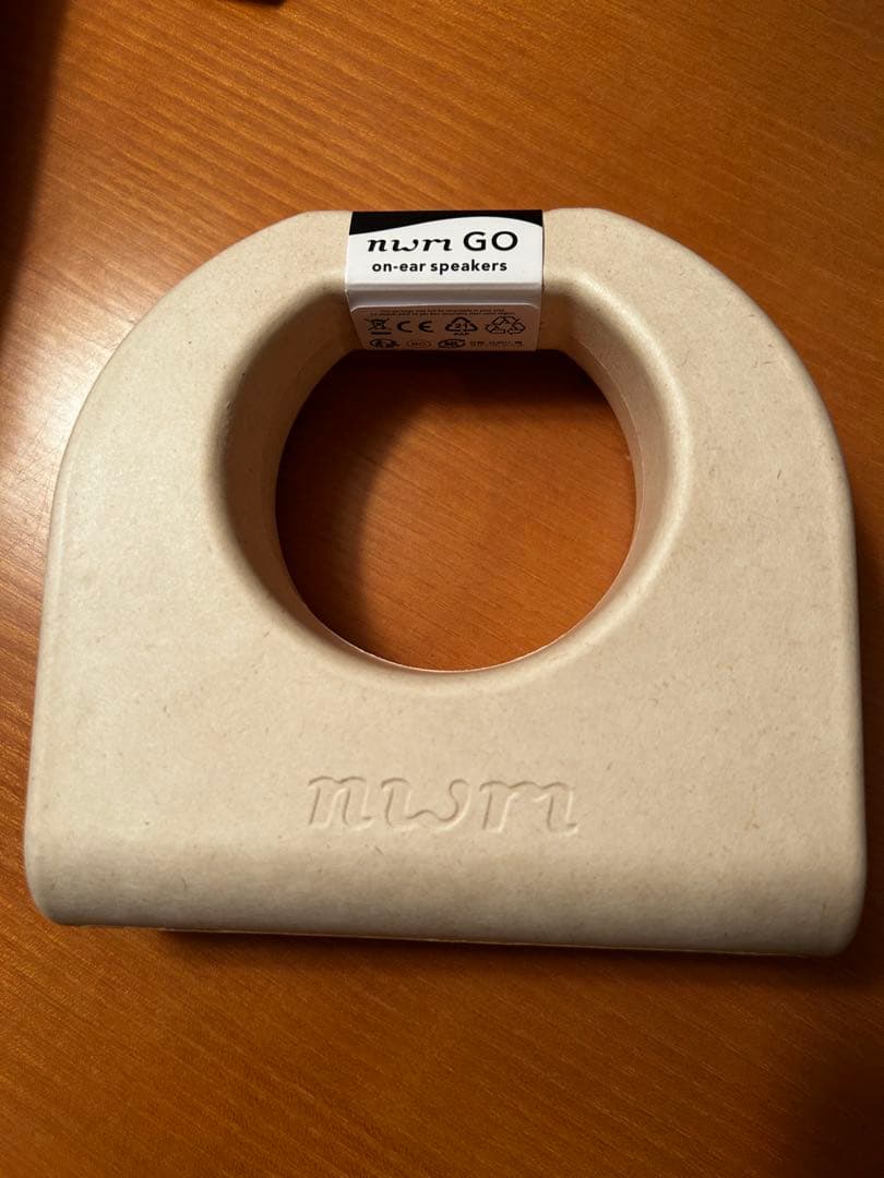 nwm GO オンイヤースピーカー 新品未開封