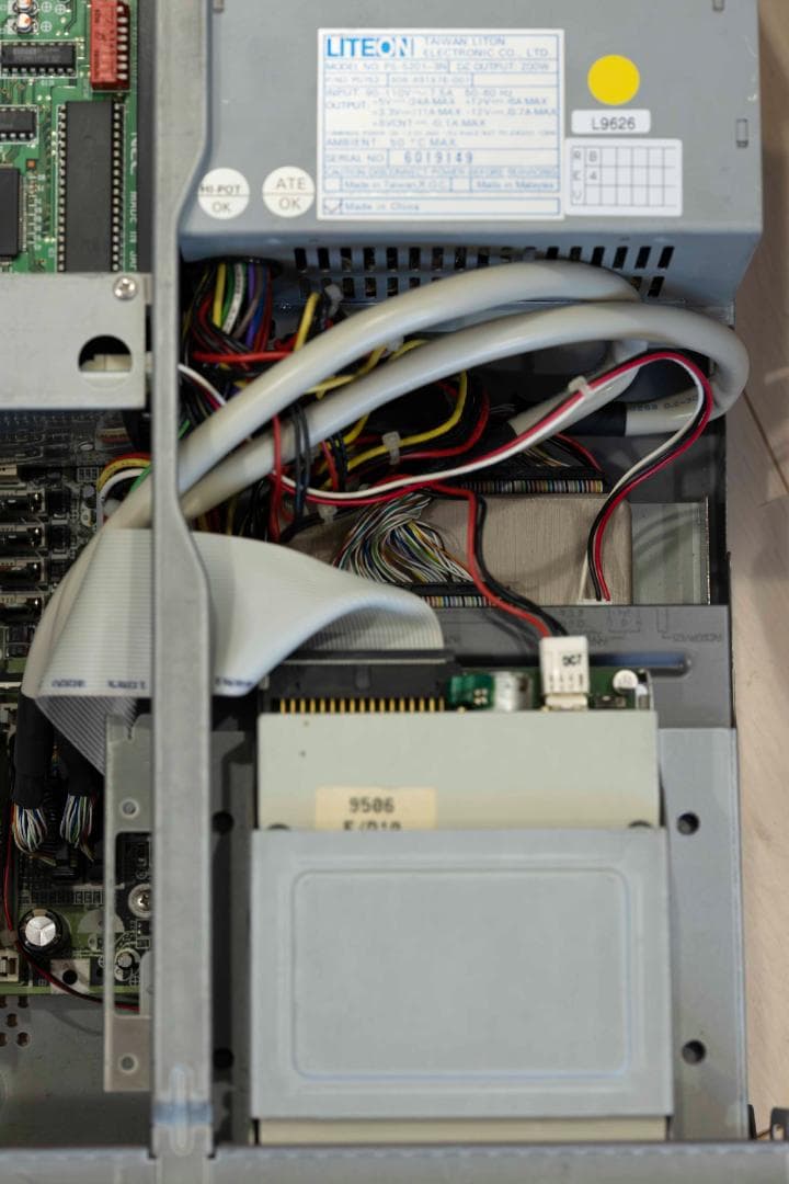 PC-9821Ra20N12 正常動作 PC-9801-86付き　Win98付き