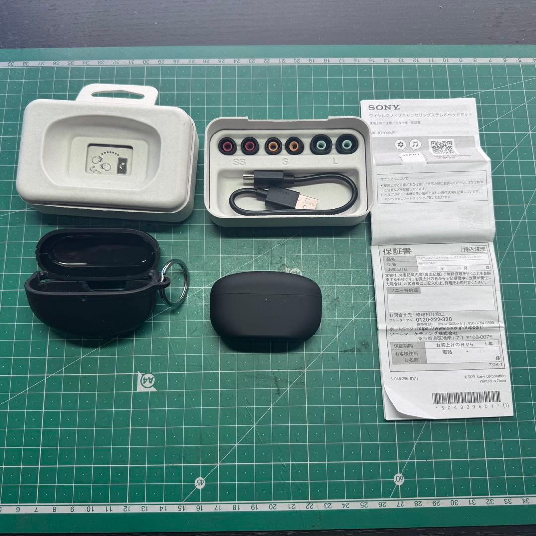 【美品】ケース付き ソニー wf-1000xm5 イヤホン Bluetooth