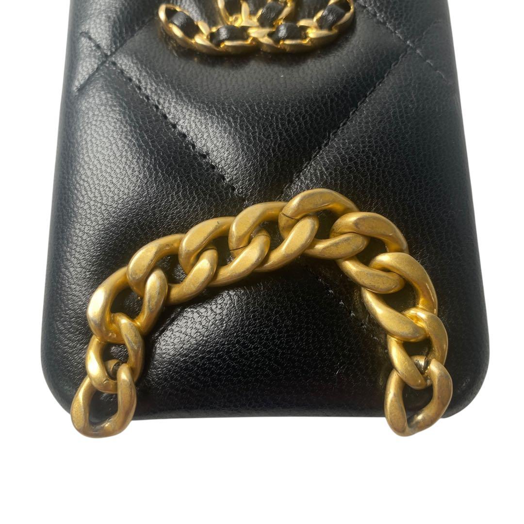 シャネルCHANELココマーク iPhoneケース チェーン ショルダー 30番