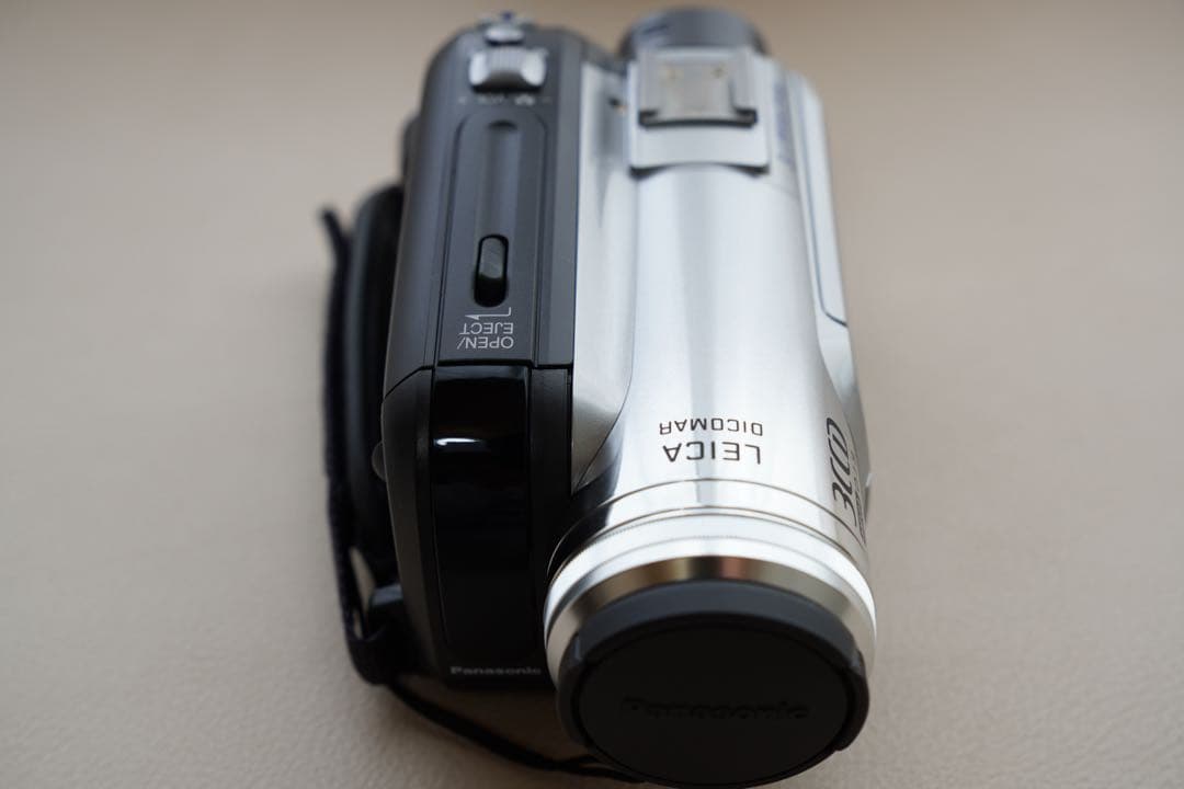 ビデオカメラ Panasonic NV-GS320-S