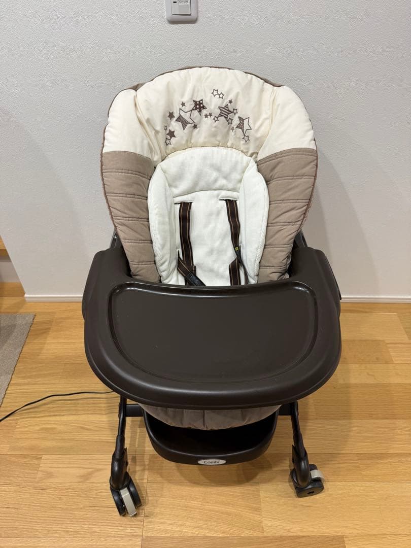 【お値下げ中】Combi ハイローチェア ネムリラAT 電動