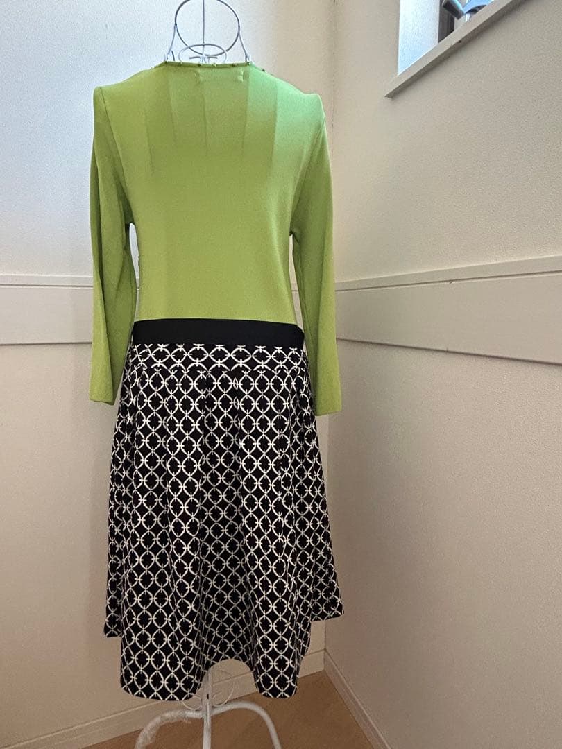 スーパービューティー　42 ワンピース　➕　カーディガン　セット　L