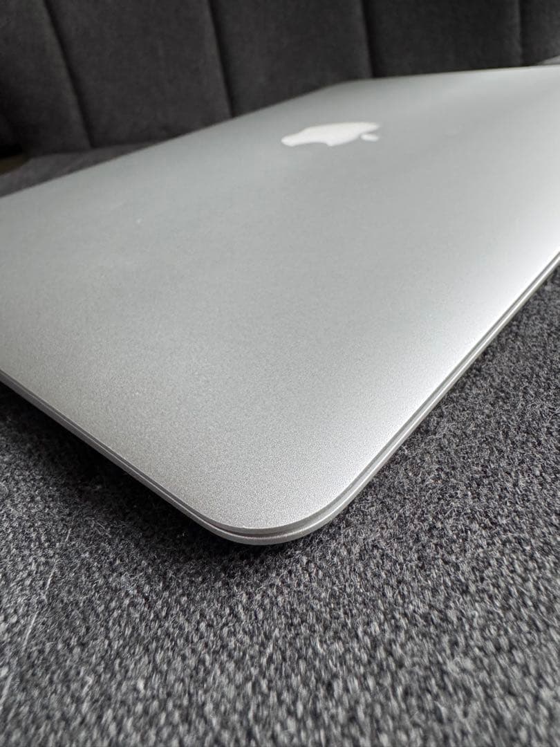さ*1様 MacBook Air Early 2015/13.3インチ/SSD