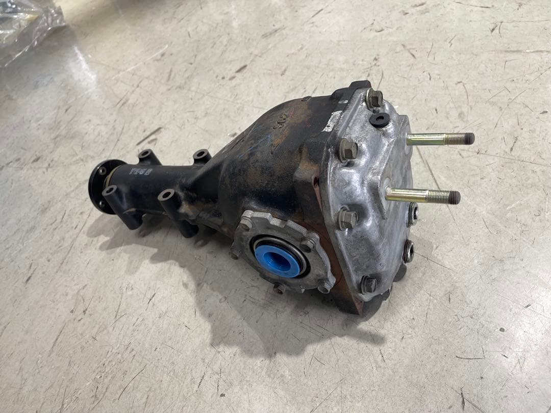 スバルGC8WRX stiリアデフ