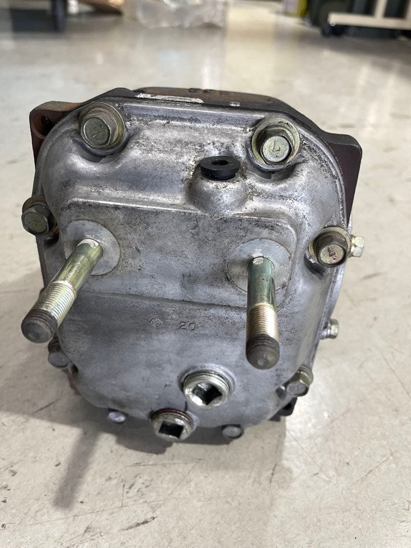 スバルGC8WRX stiリアデフ