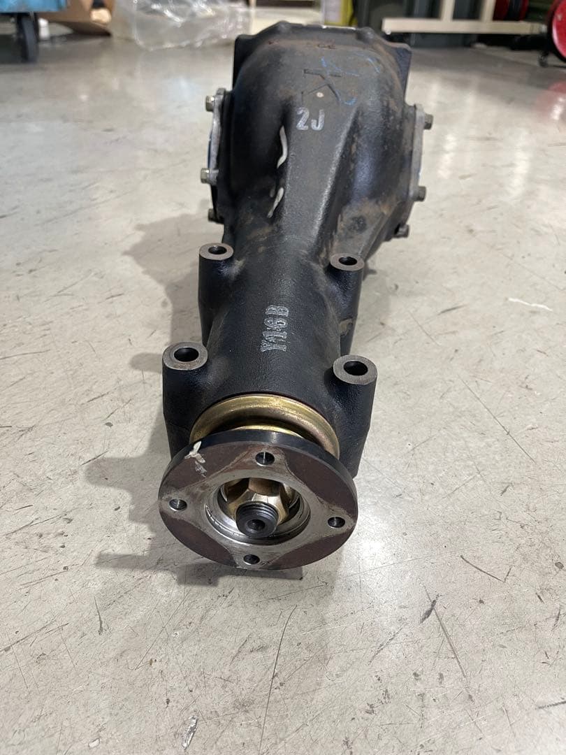 スバルGC8WRX stiリアデフ