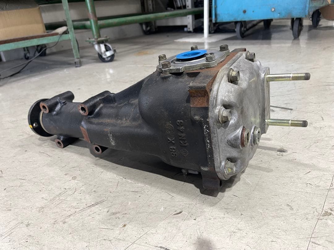 スバルGC8WRX stiリアデフ