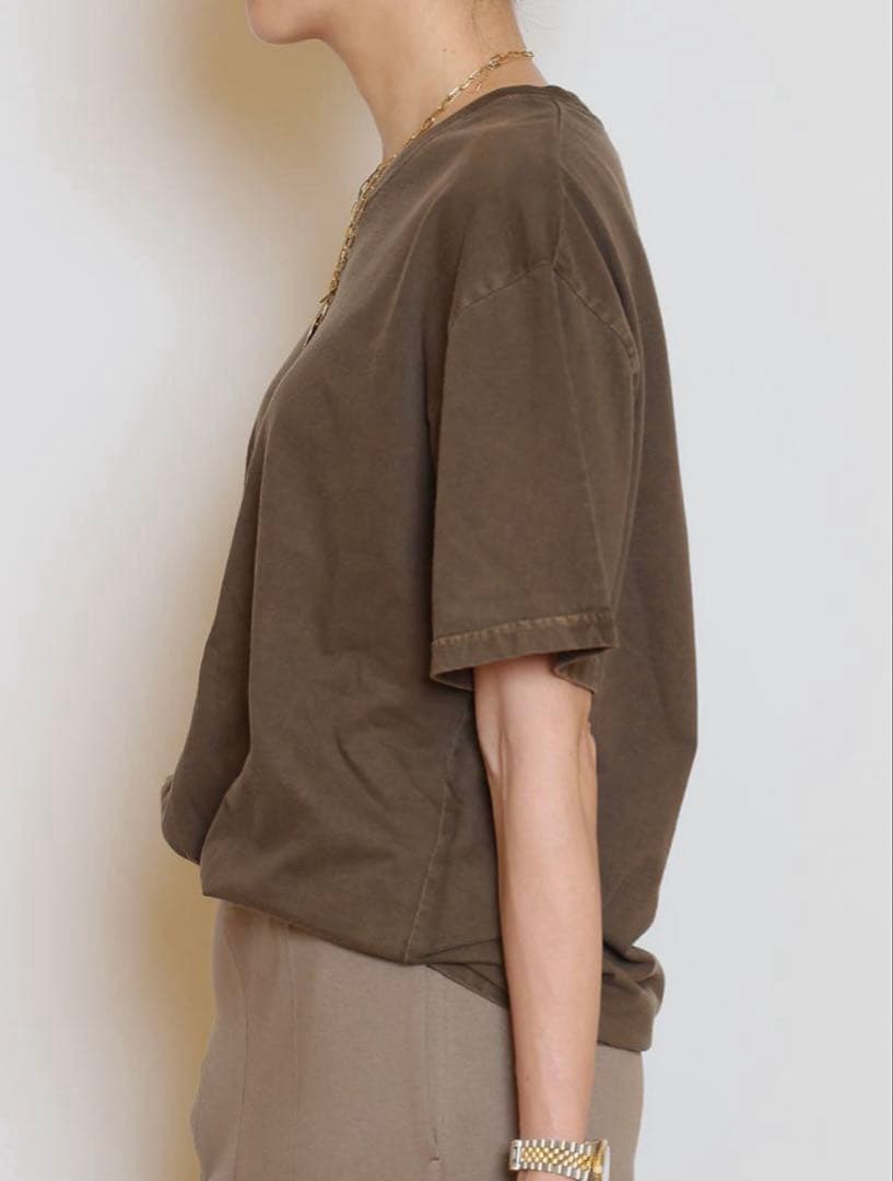 ドゥーズィエムクラス Refinement Tシャツ ブラウンA