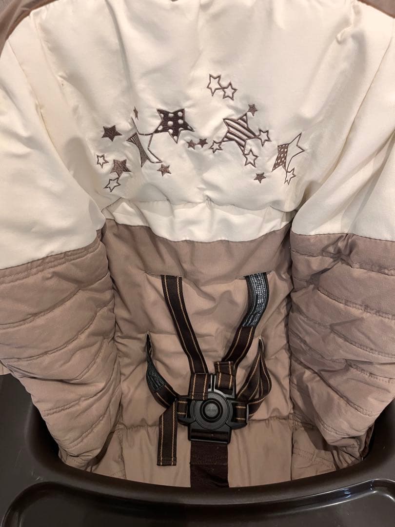 Combi コンビ ネムリラAT 新生児 自動 ハイローチェア　値引対応