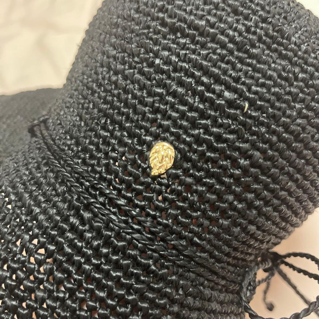 ヘレンカミンスキーラフィア100%ブラック　ブリム8cm 金具ゴールド