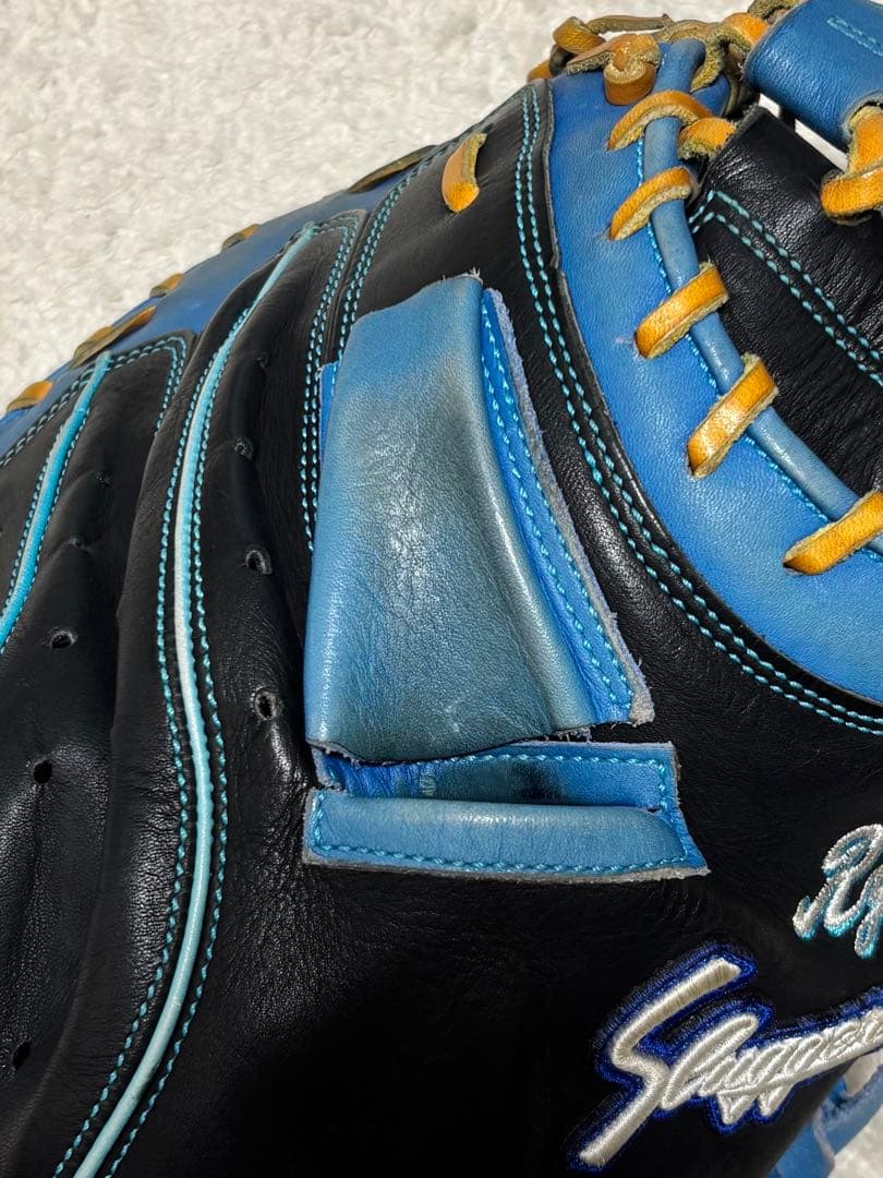 スラッガー 軟式グローブ　キャッチャーミット　刺繍入り