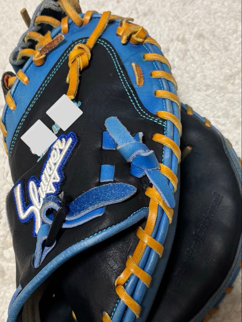 スラッガー 軟式グローブ　キャッチャーミット　刺繍入り