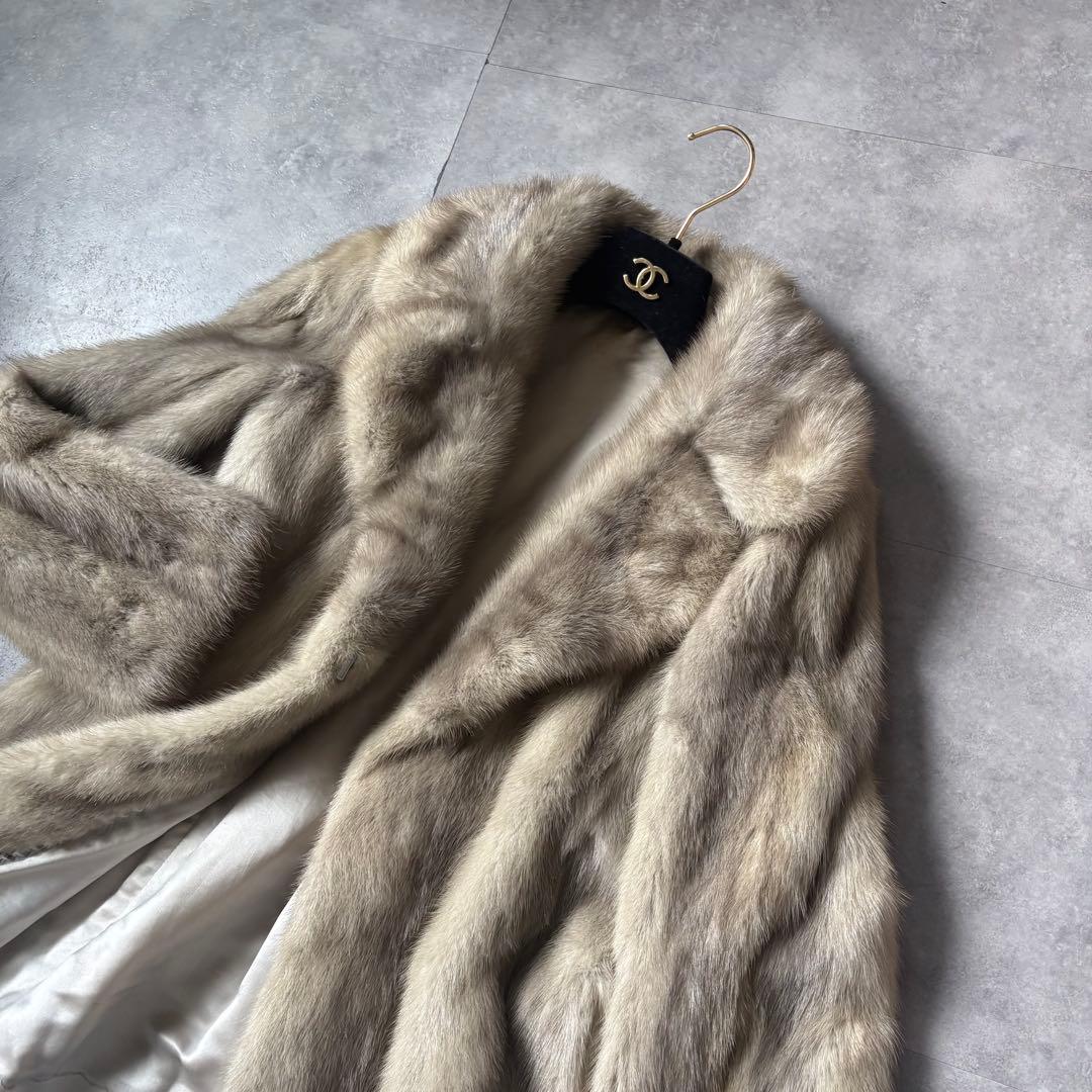 毛並み◎ 本皮　サファイアミンク　毛皮　11号　着丈69 シルバー　ハーフ L
