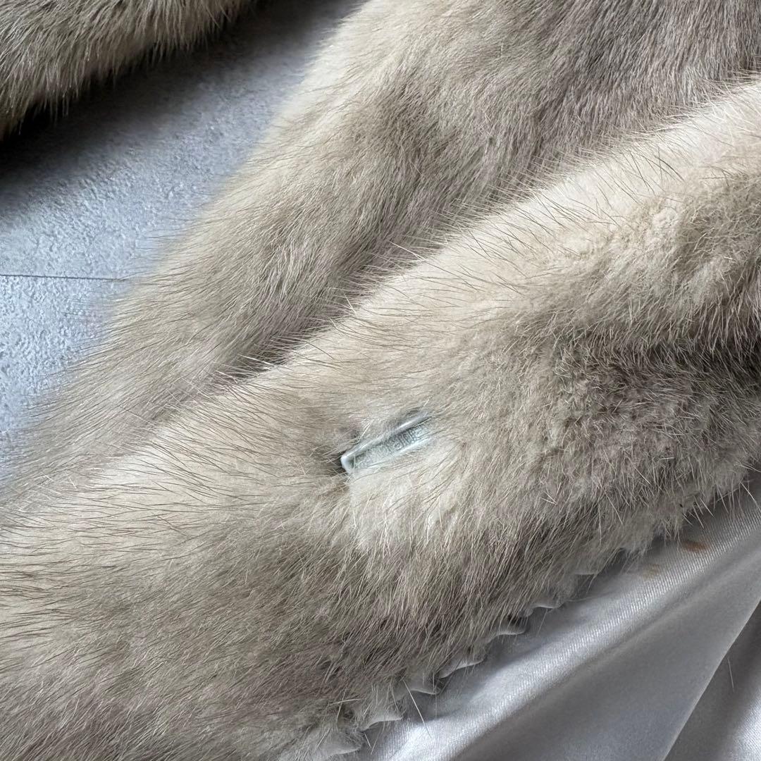 毛並み◎ 本皮　サファイアミンク　毛皮　11号　着丈69 シルバー　ハーフ L