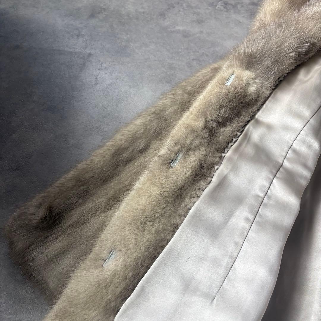 毛並み◎ 本皮　サファイアミンク　毛皮　11号　着丈69 シルバー　ハーフ L