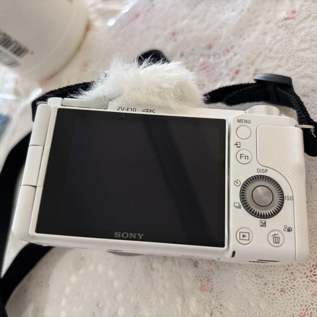 SONY ZV-E10パワーズームレンズキット ホワイト　白