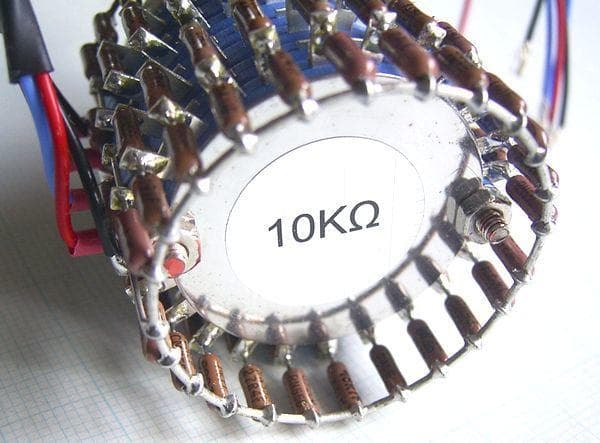 Dale抵抗 10kΩ2連24ポイントラダー・アッテネーター