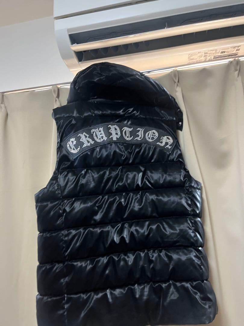 完売品・希少　アダムスジャグラー　ダウンベスト　Mサイズ