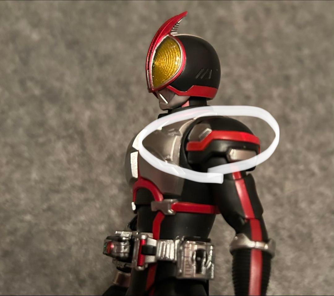 真骨彫製法仮面ライダーファイズ　個体差あり