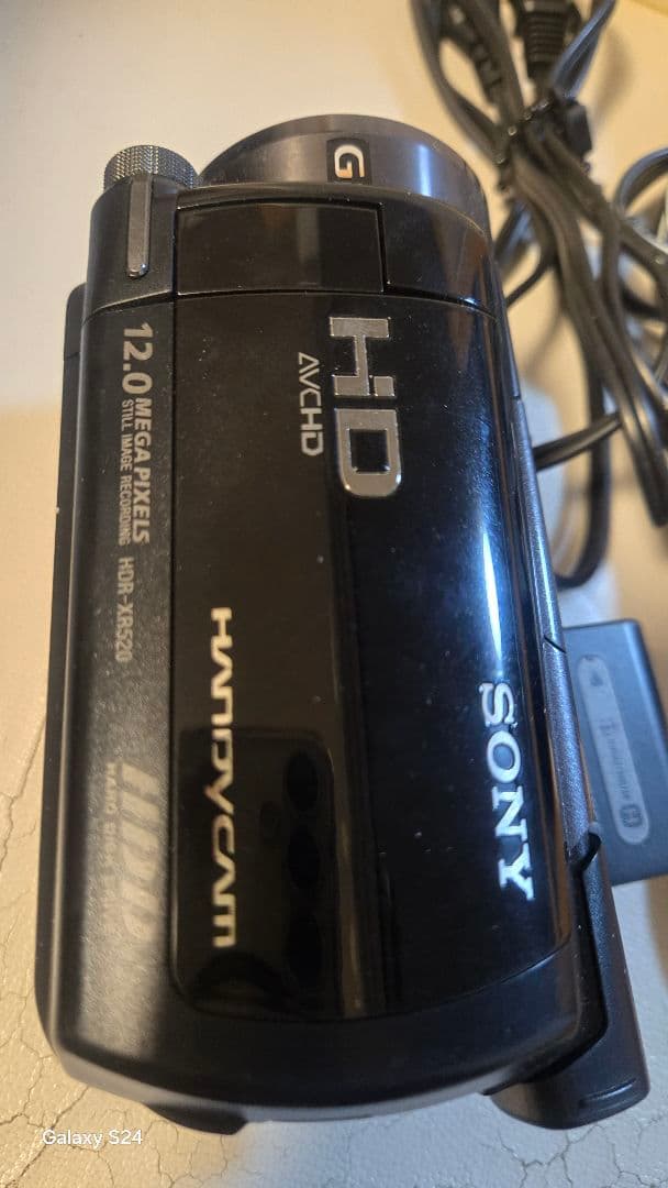 ソニー　ハンディカム　カメラレコーダー　hdr-xr520v