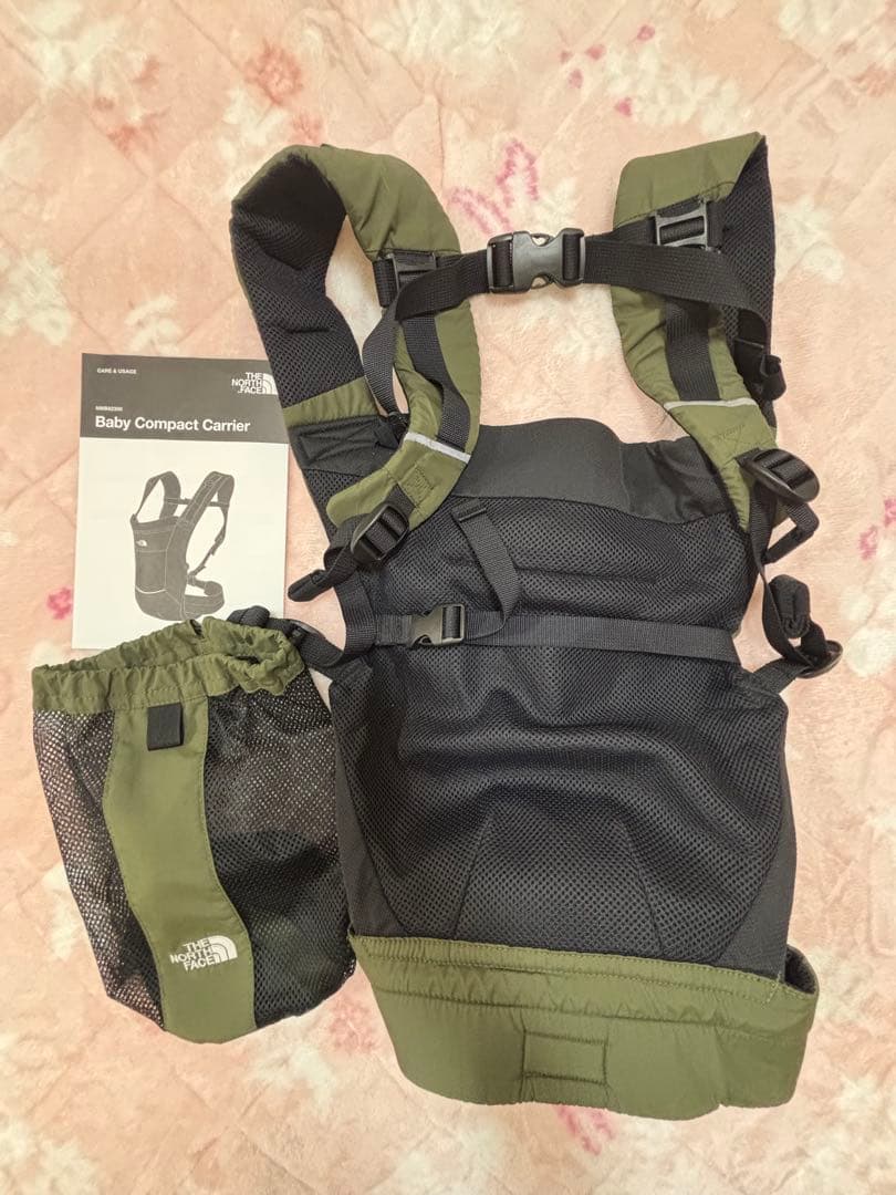 ザノースフェイス　ベイビーコンパクトキャリアー 抱っこ紐　ベビー