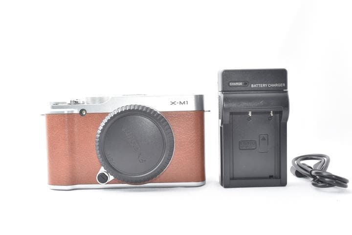 富士フィルム FUJIFILM X-M1 ボディ ブラウン