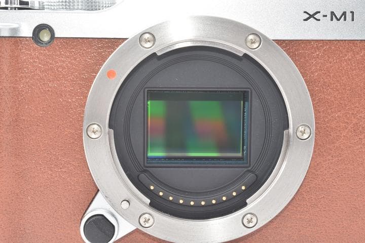 富士フィルム FUJIFILM X-M1 ボディ ブラウン