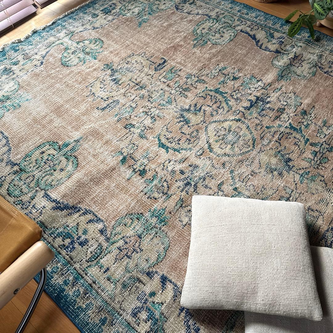 大判172×235淡いブラウンベージュ×ブルー　擦れトルコヴィンテージラグ
