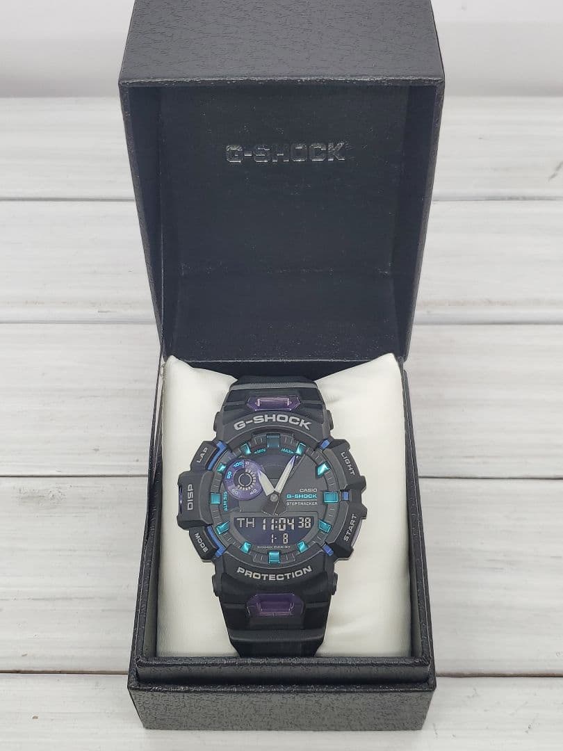G-SHOCK GBA-900-1A6JF　Bluetooth対応　エヴァカラー