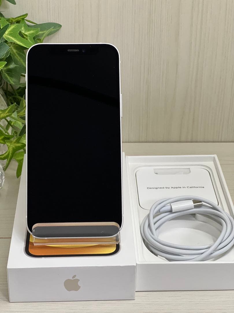 ✅✨未使用近い・100％✨iPhone 12 mini 128GB ホワイト