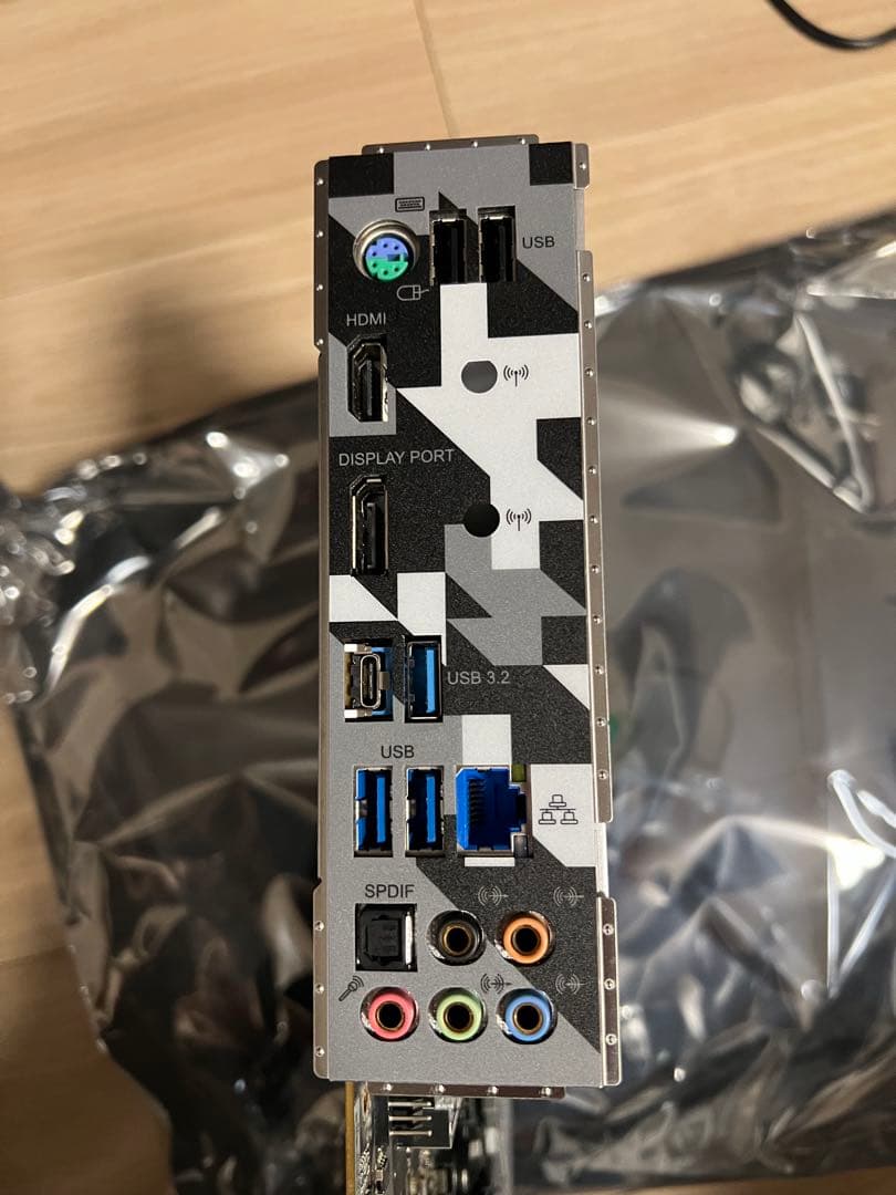 Asrock Z590 マザーボード　i7 10700k メモリ32GB