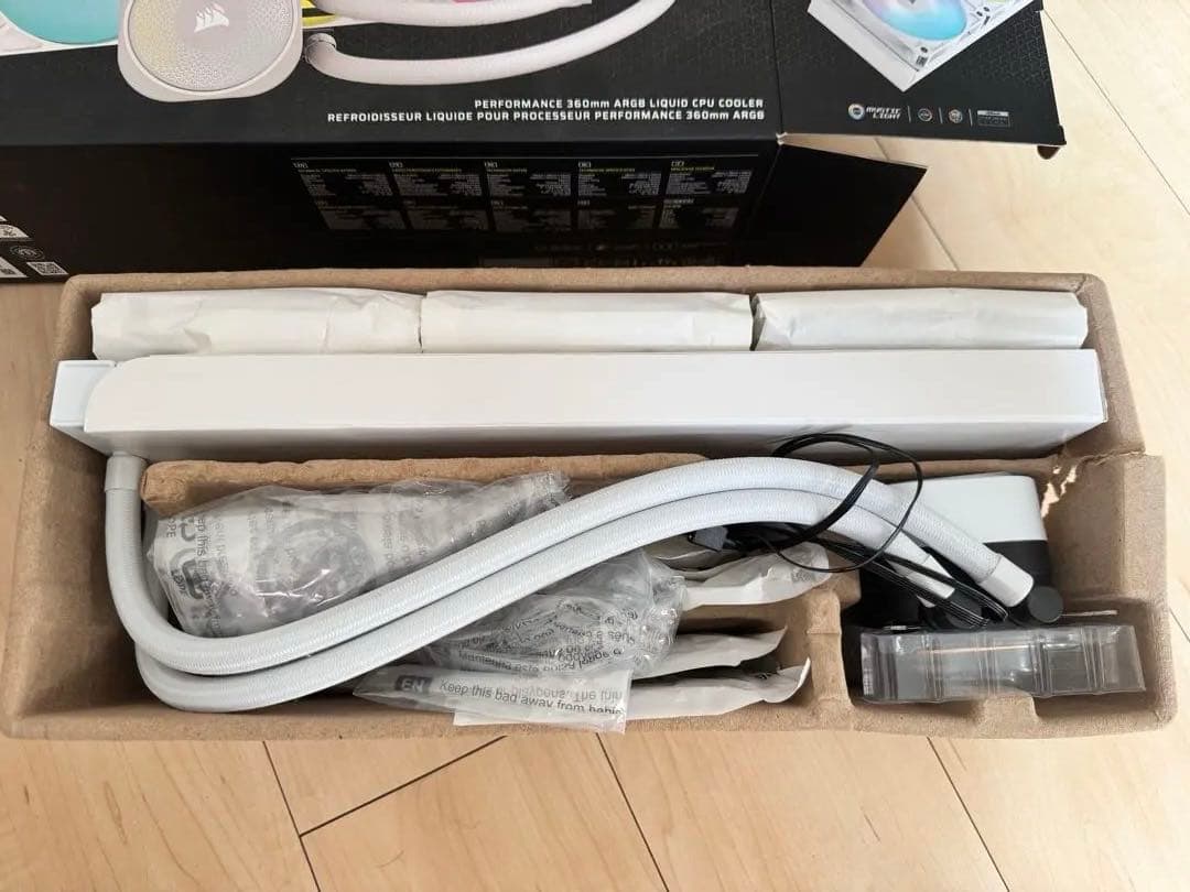 PC用ファン・クーラー Corsair Nautilus 360 RS ARGB