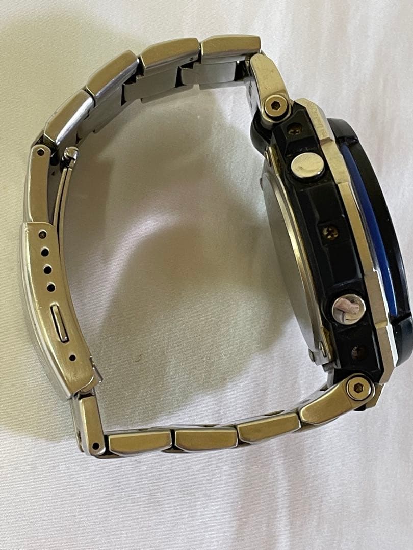 CASIO G-SHOCK G-STEEL GST-W100D タフソーラー