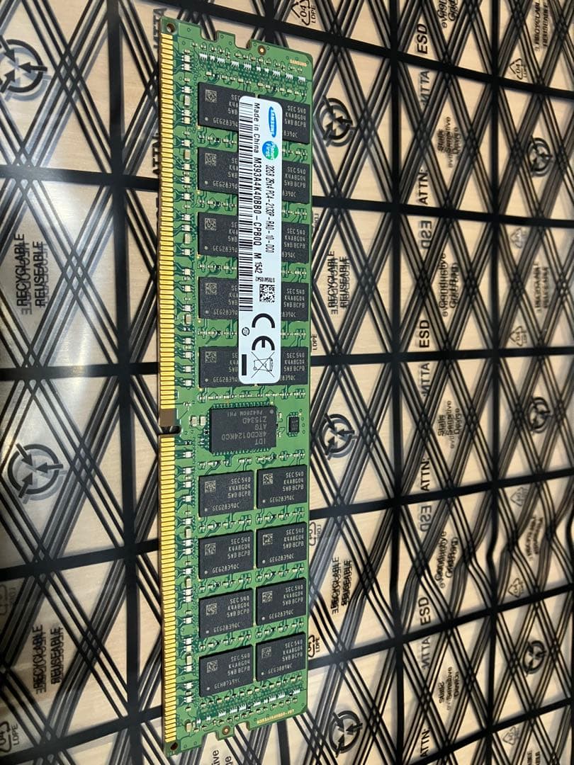 サーバー用メモリ　DDR4 32GB