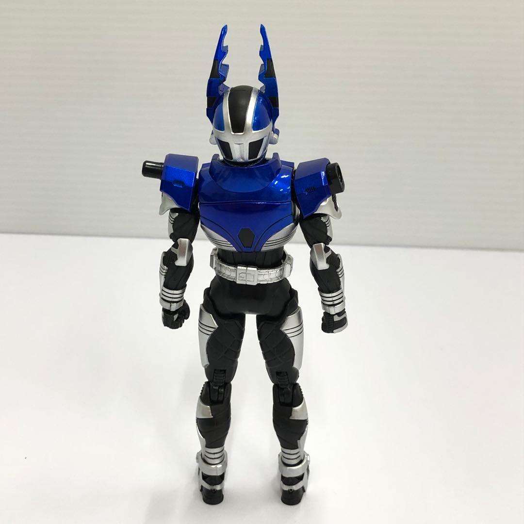 kntoy61-2140S.H.Figuarts 仮面ライダーガタック