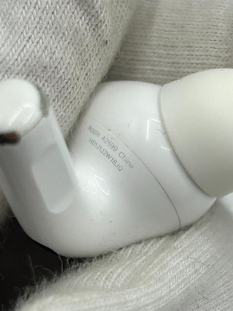 Air Pods Pro 第2世代 イヤホン 左のみ A2699 ライトニング