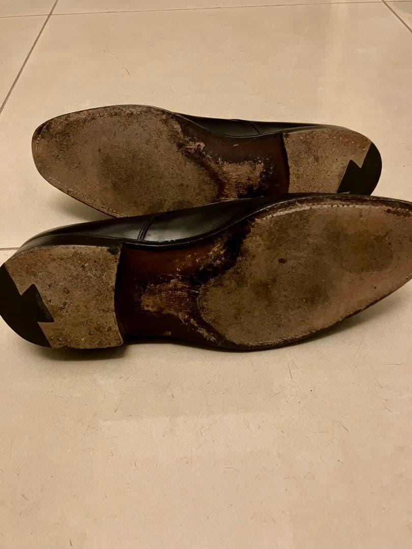 【一生モノ！トリッカーズ】プレーントゥ・8h・黒表革