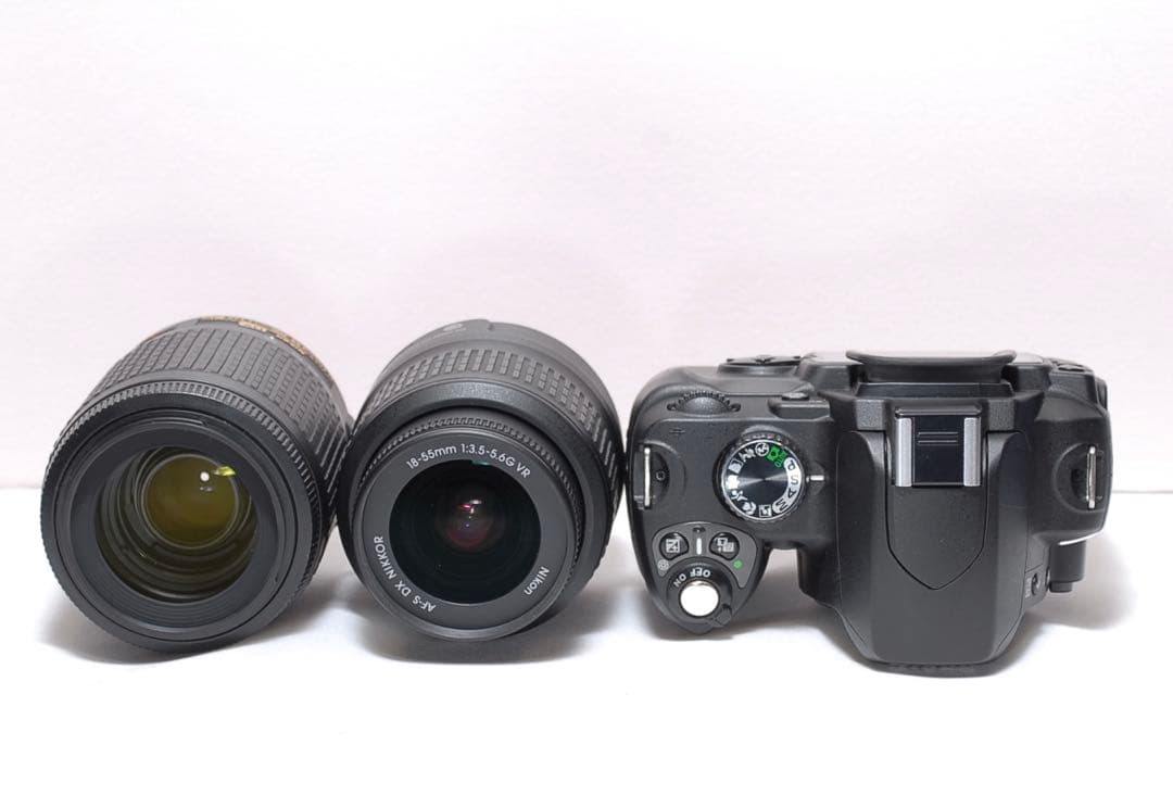 少シャッター数✨Nikon D60✨ ダブルレンズ✨スマホ転送✨スポーツ観戦に✨