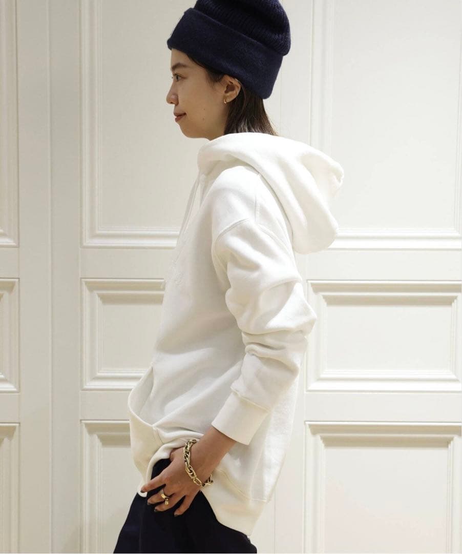 AUTRYオートリー　ドゥーズィエムクラス　ホワイト パーカー フード