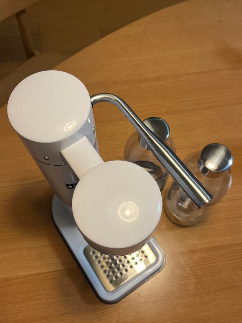 aarke 炭酸水メーカー ホワイト 2本付き